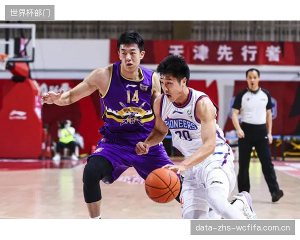 蝇量级冠军挑战权关键战敲定，顶级站立高手马内尔·卡佩将在APEX中心迎战日本格斗传奇堀口恭司。